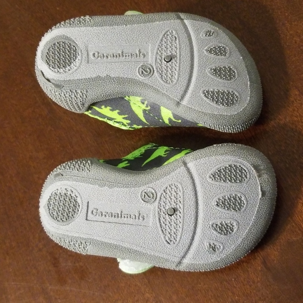 NWOT Garanimals water shoes - Picture 7 of 8